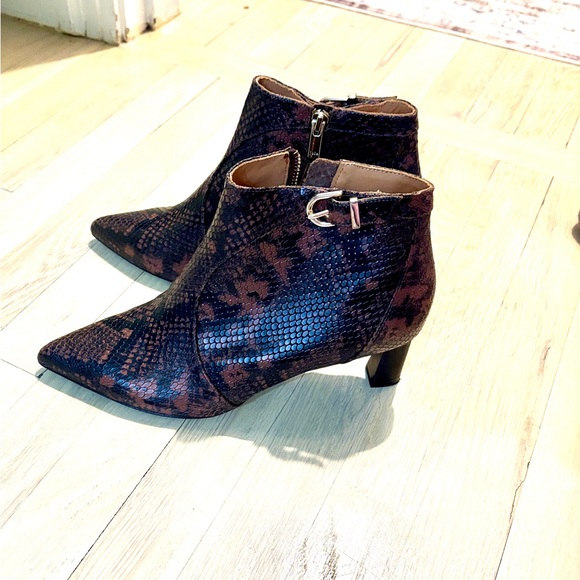 Joie  Snakeskin Embossed Leather Ankle Boots Sz 10 - Picture 3 of 7